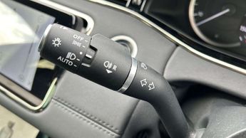 Land Rover Range Rover Evoque R-Dynamic SE
