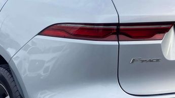 Jaguar F-PACE S