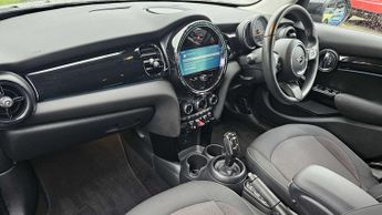 MINI Hatchback Cooper Classic