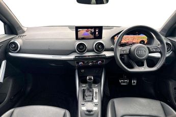Audi Q2 Black Edition
