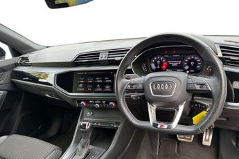 Audi Q3 Black Edition