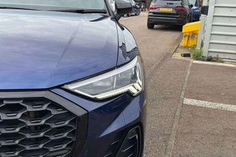 Audi Q3 Black Edition