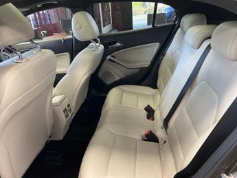 Mercedes-Benz GLA Sport
