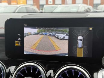 Mercedes-Benz EQB AMG Line