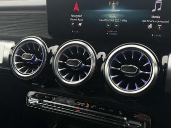 Mercedes-Benz EQB AMG Line