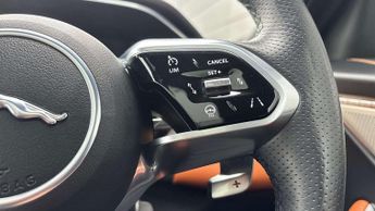 Jaguar F-PACE R-Dynamic SE