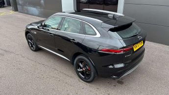Jaguar F-PACE R-Dynamic SE