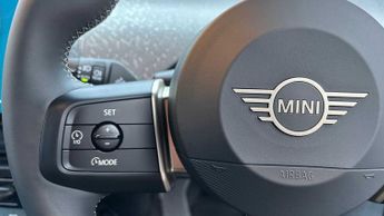 MINI Cooper SE Exclusive