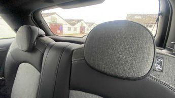 MINI Hatchback Cooper S Level 2