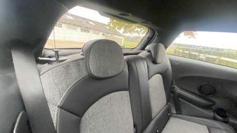 MINI Hatchback Cooper S Level 2