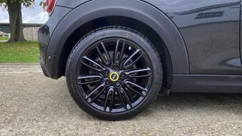 MINI Hatchback Cooper S Level 2