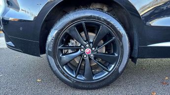 Jaguar F-PACE R-Dynamic SE