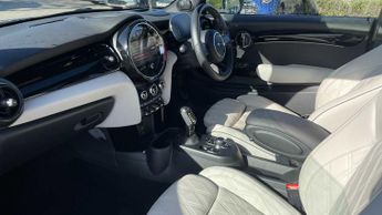 MINI Hatchback Cooper S Level 3