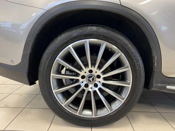 Mercedes-Benz GLC AMG Line