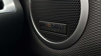 Land Rover Discovery Dynamic SE