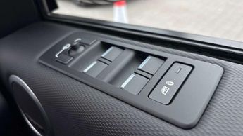 Land Rover Discovery Dynamic SE