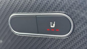 Mercedes-Benz GLA AMG Line