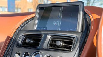 Aston Martin DBS Volante