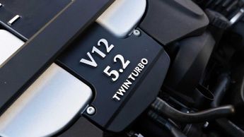 Aston Martin DBS Volante