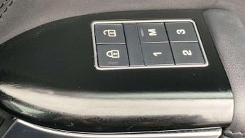 Land Rover Range Rover Sport HSE Dynamic Black