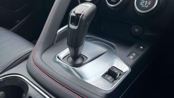 Jaguar E-PACE Chequered Flag Edition