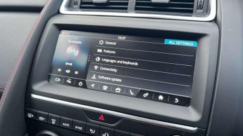 Jaguar E-PACE Chequered Flag Edition