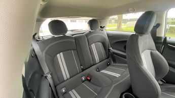 MINI Hatchback Cooper S Level 1