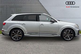 Audi Q7 Black Edition