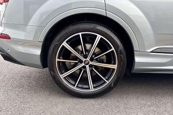 Audi Q7 Black Edition