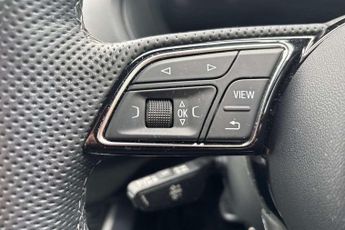 Audi Q2 S Line