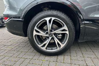 Audi Q6 S Line