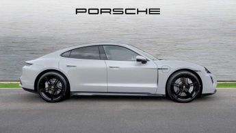 Porsche Taycan 