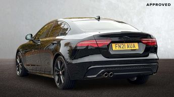Jaguar XE R-Dynamic Black