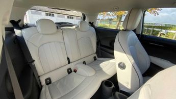 MINI Hatchback Cooper