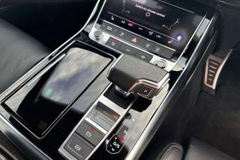 Audi Q7 Black Edition