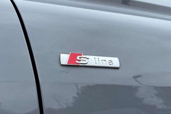 Audi Q4 S Line
