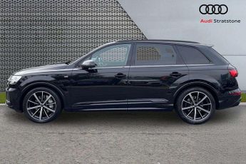 Audi Q7 Black Edition