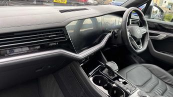 Volkswagen Touareg Black Edition