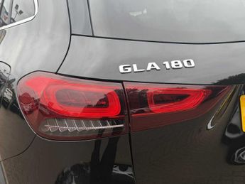 Mercedes-Benz GLA AMG Line