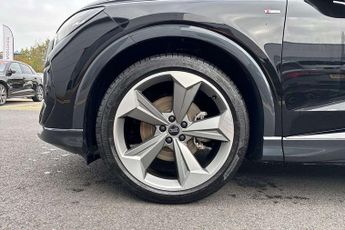 Audi Q4 Black Edition