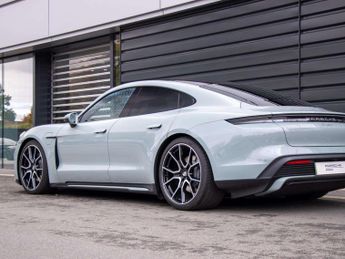 Porsche Taycan Saloon