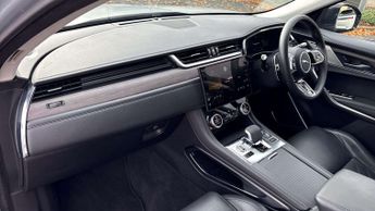 Jaguar F-PACE S