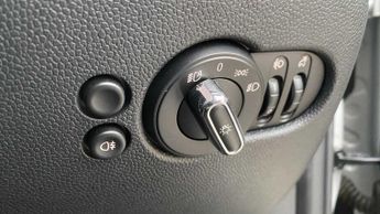 MINI Hatchback Cooper S Level 2