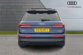 Audi Q7 Black Edition