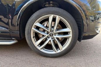 Audi Q7 S Line