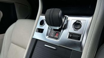 Jaguar F-PACE R-Dynamic Black