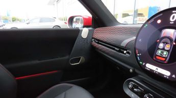 MINI Cooper SE Sport