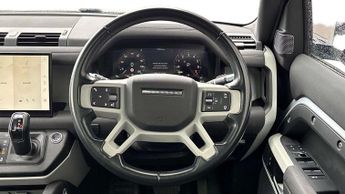 Land Rover Defender X-Dynamic SE