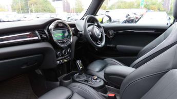MINI Hatchback Cooper S Level 3
