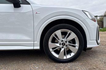 Audi Q2 S Line